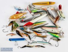 A collection of over 30x artificial baits and lures in various sizes and condition, by Heddon,