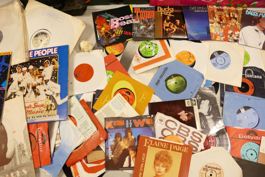 A large collection of pop, easy listening & classical Lp's & singles , Demo record by The beatles - Image 3 of 4