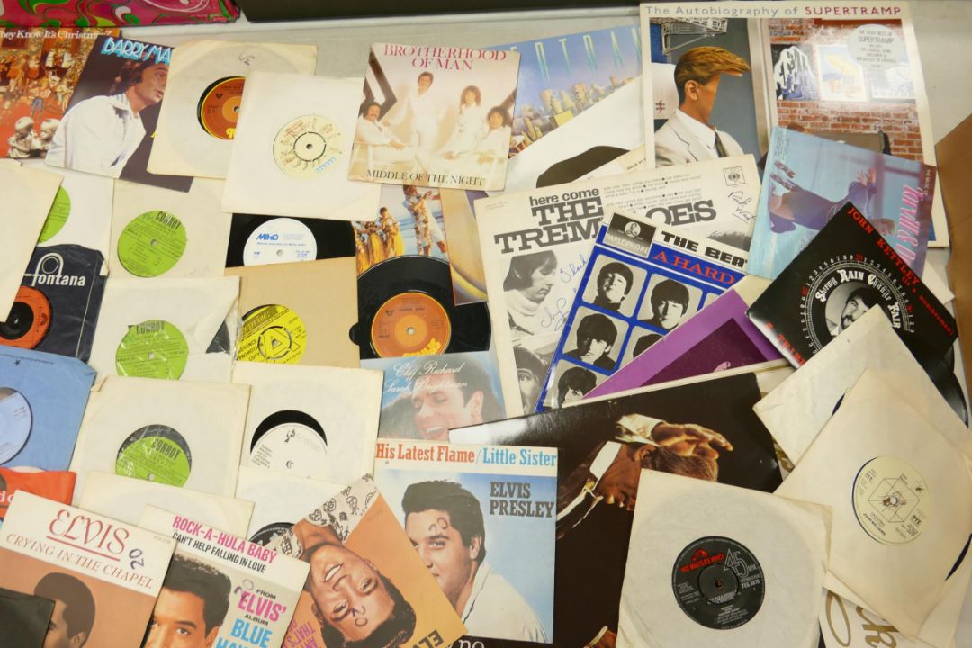 A large collection of pop, easy listening & classical Lp's & singles , Demo record by The beatles - Image 4 of 4