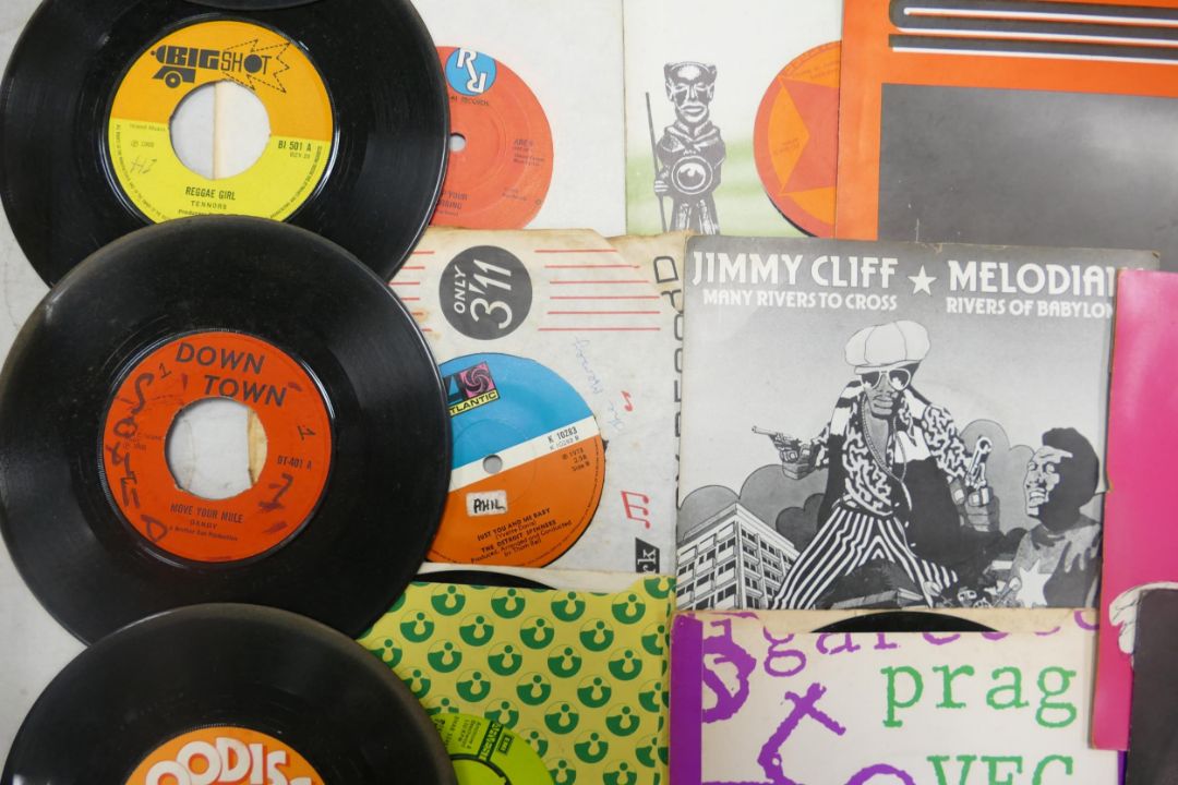 A collection of 1970's & 80 Dance Hall, Reggae, Alternative & Pop 7" singles including labels, - Image 7 of 35