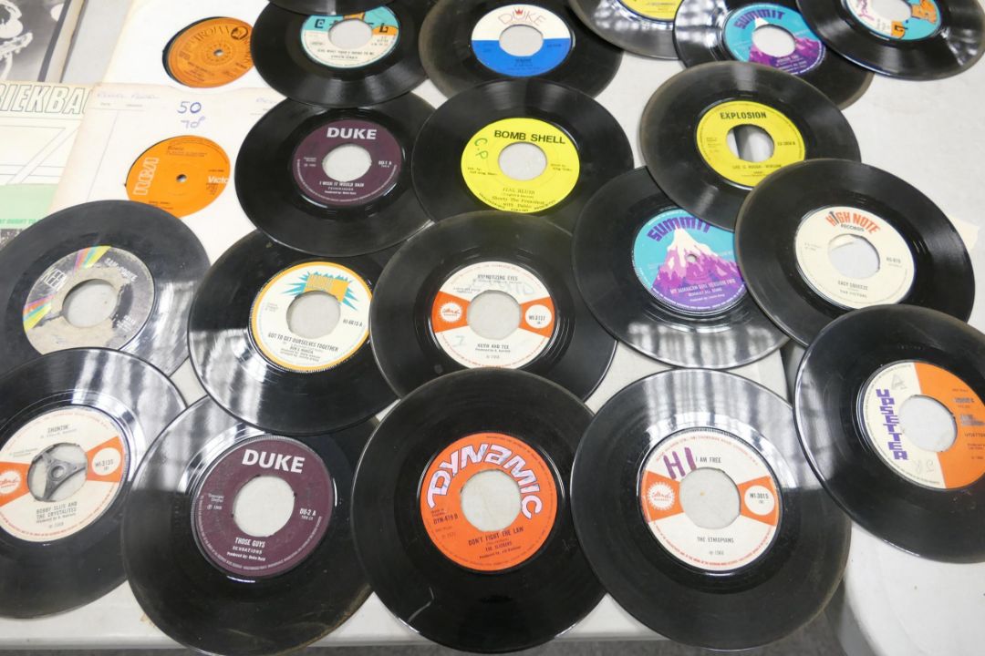A collection of 1970's & 80 Dance Hall, Reggae, Alternative & Pop 7" singles including labels, - Image 31 of 35