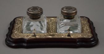 A modern silver mounted desk stand. 17 cm wide.