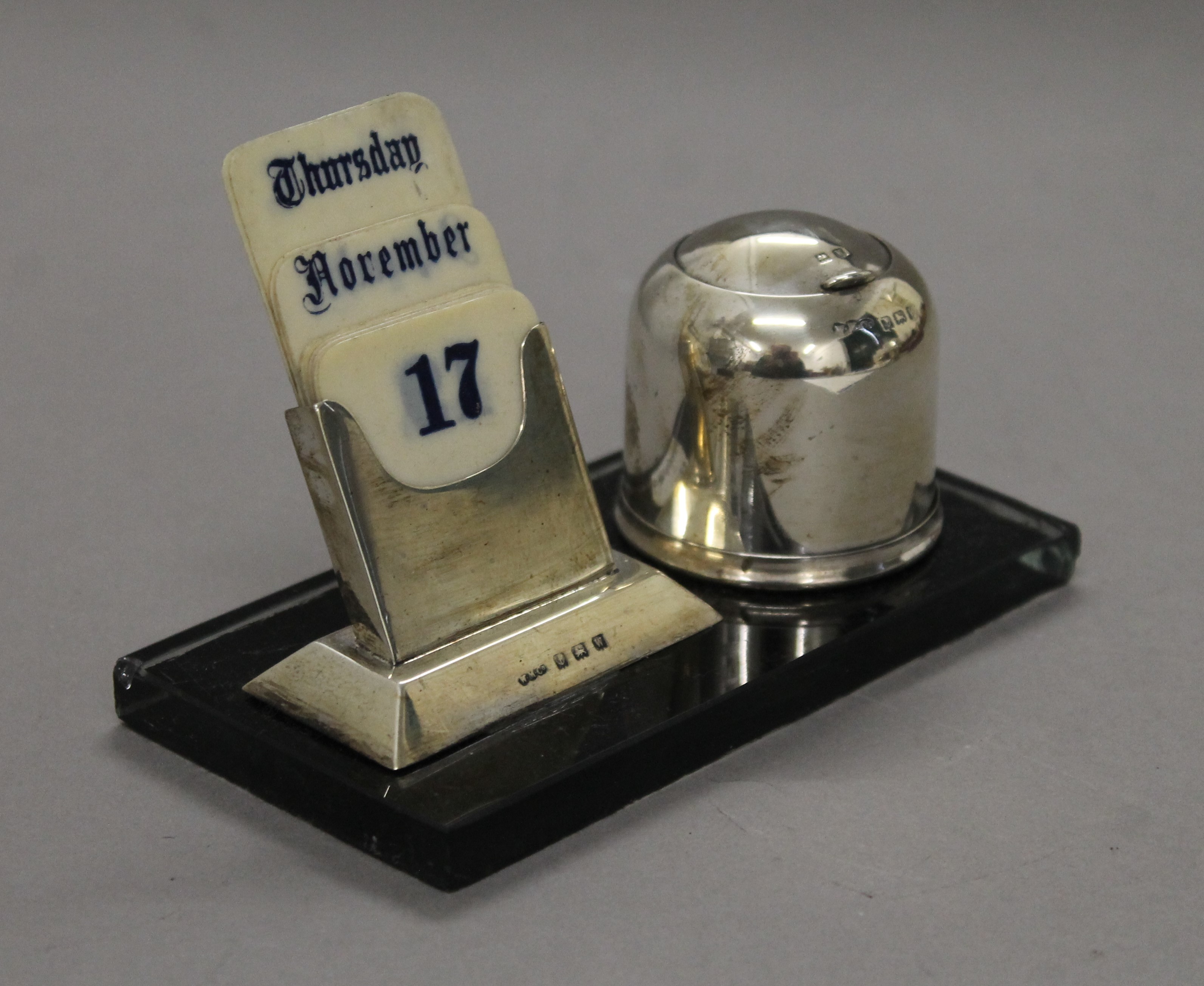 A silver mounted desk stand. 12.5 cm wide. - Image 2 of 5