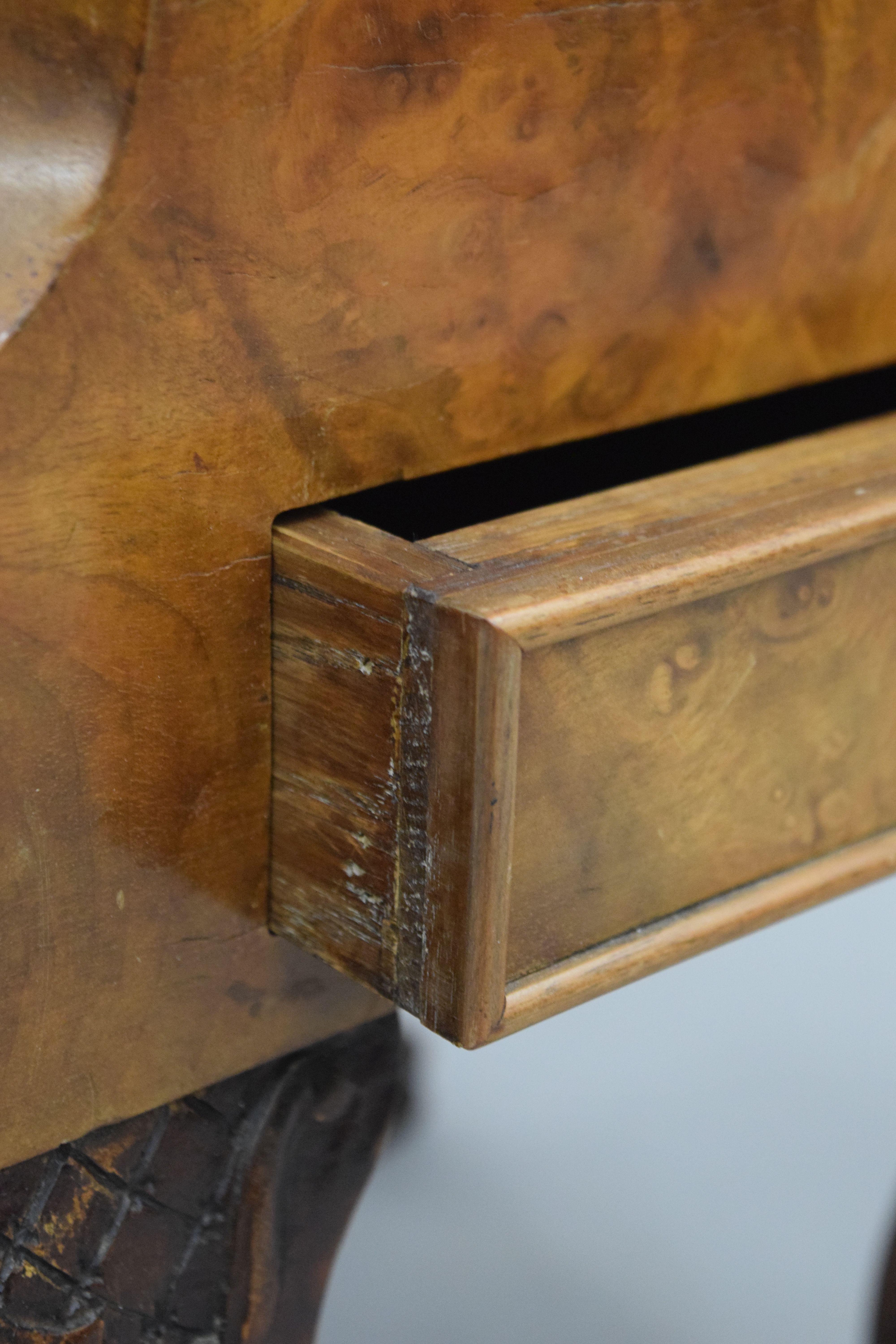 An early 20th century walnut and brass wine cooler. 48 cm high. - Image 5 of 6
