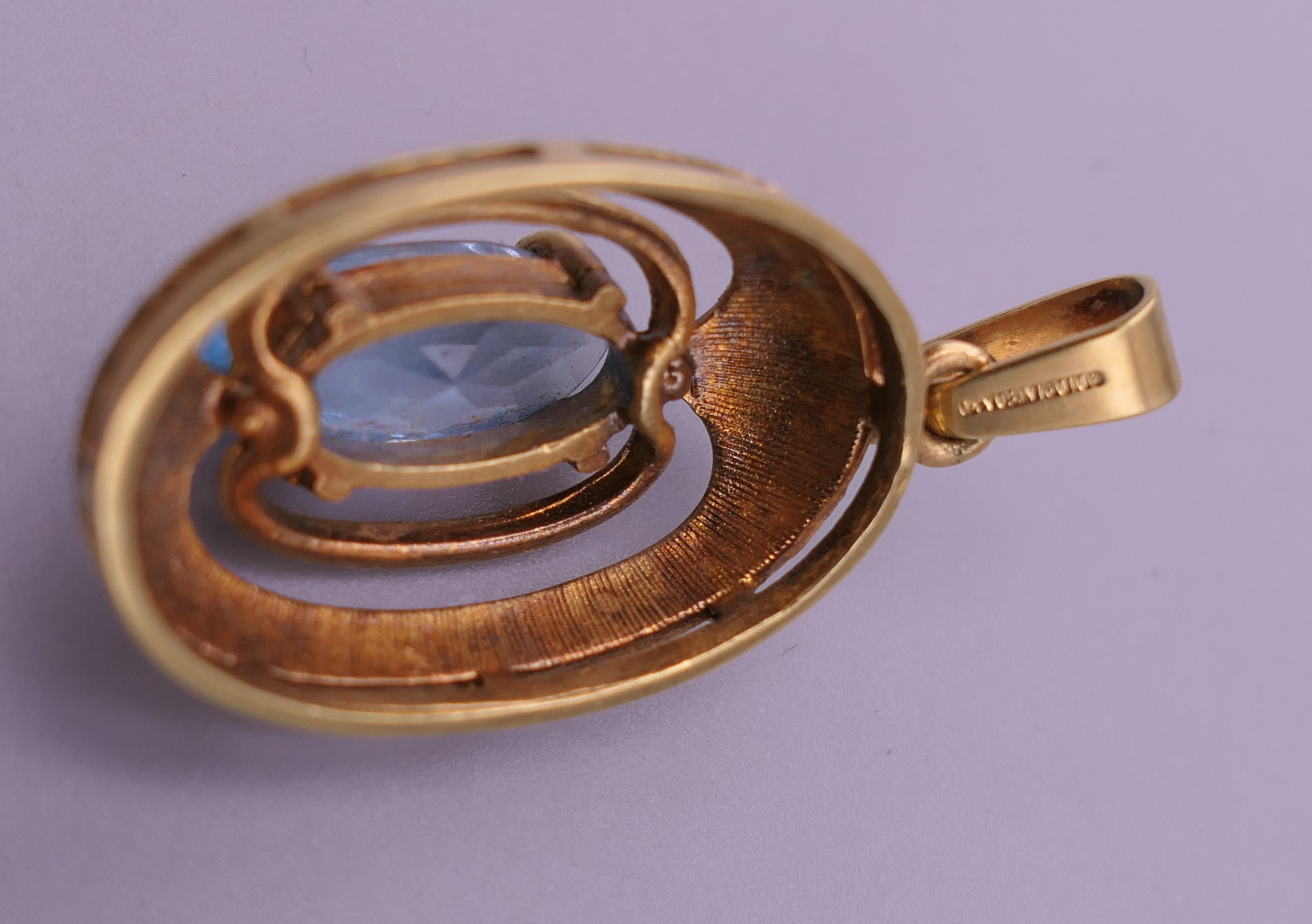 Three rings (one Swarovski), a cross pendant, a locket and another pendant. - Image 14 of 16