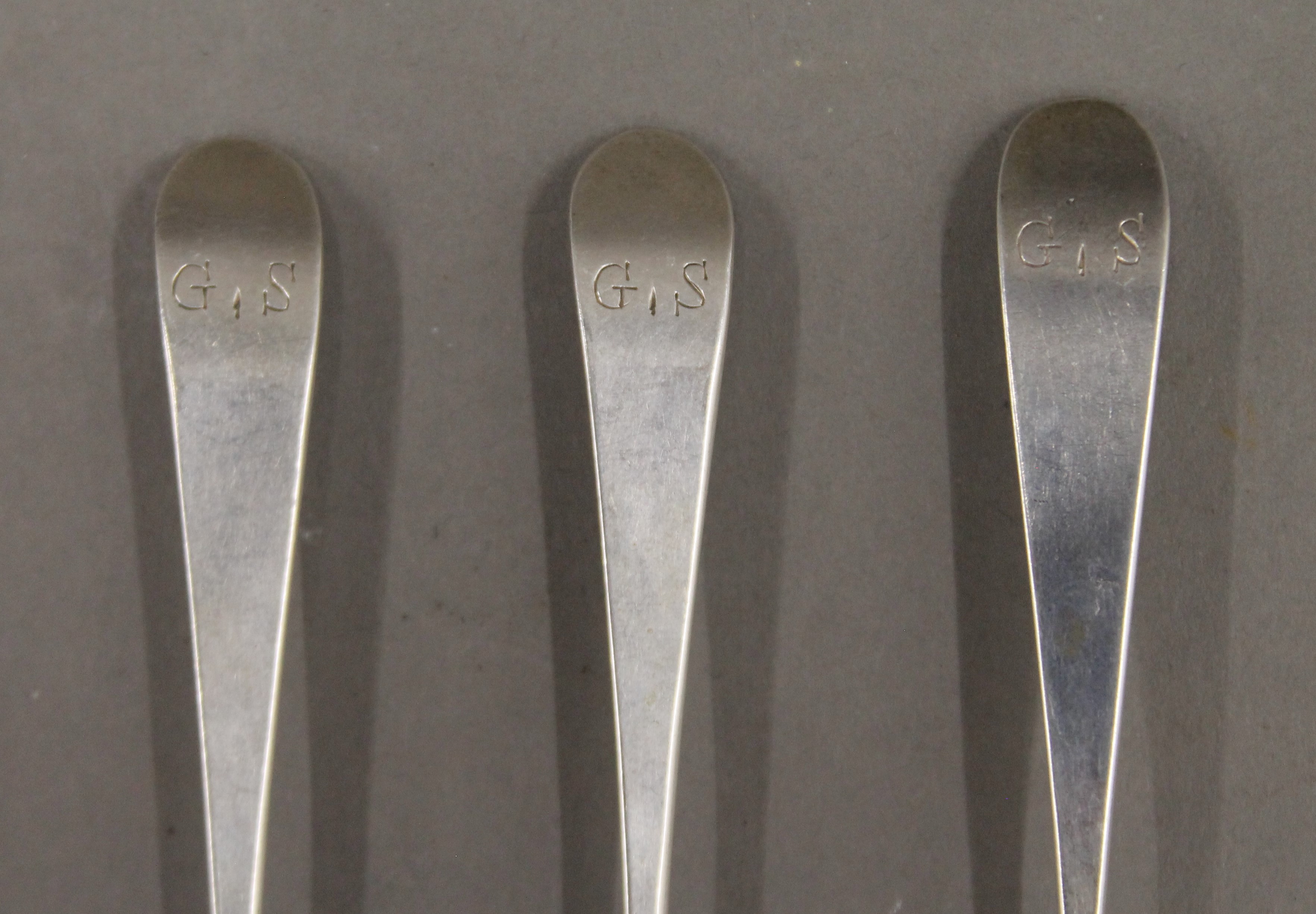 Six Old English Pattern teaspoons by London makers Samuel Godbehere, - Image 2 of 6