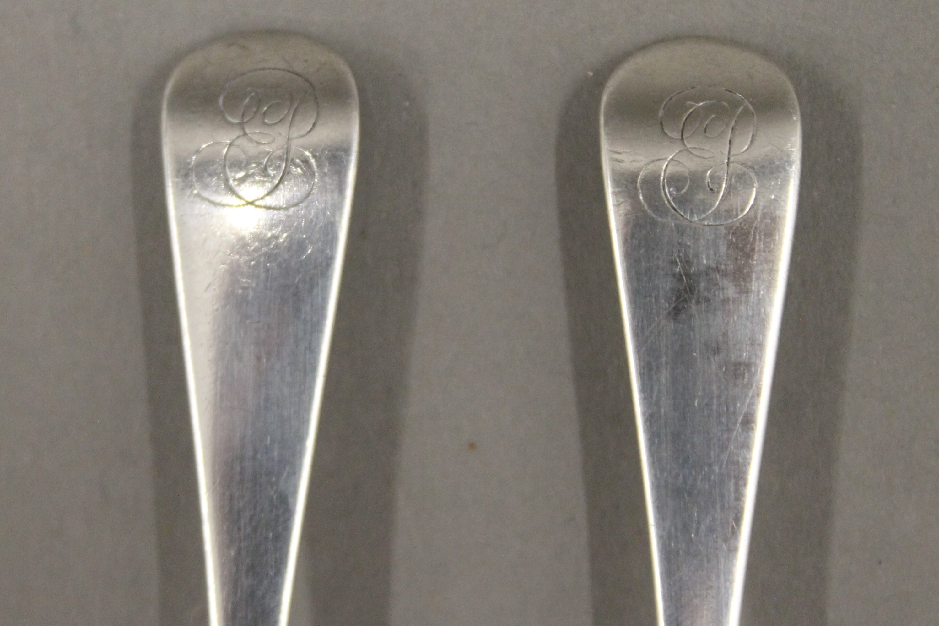 Six Old English Pattern teaspoons by London makers Samuel Godbehere, - Image 4 of 6