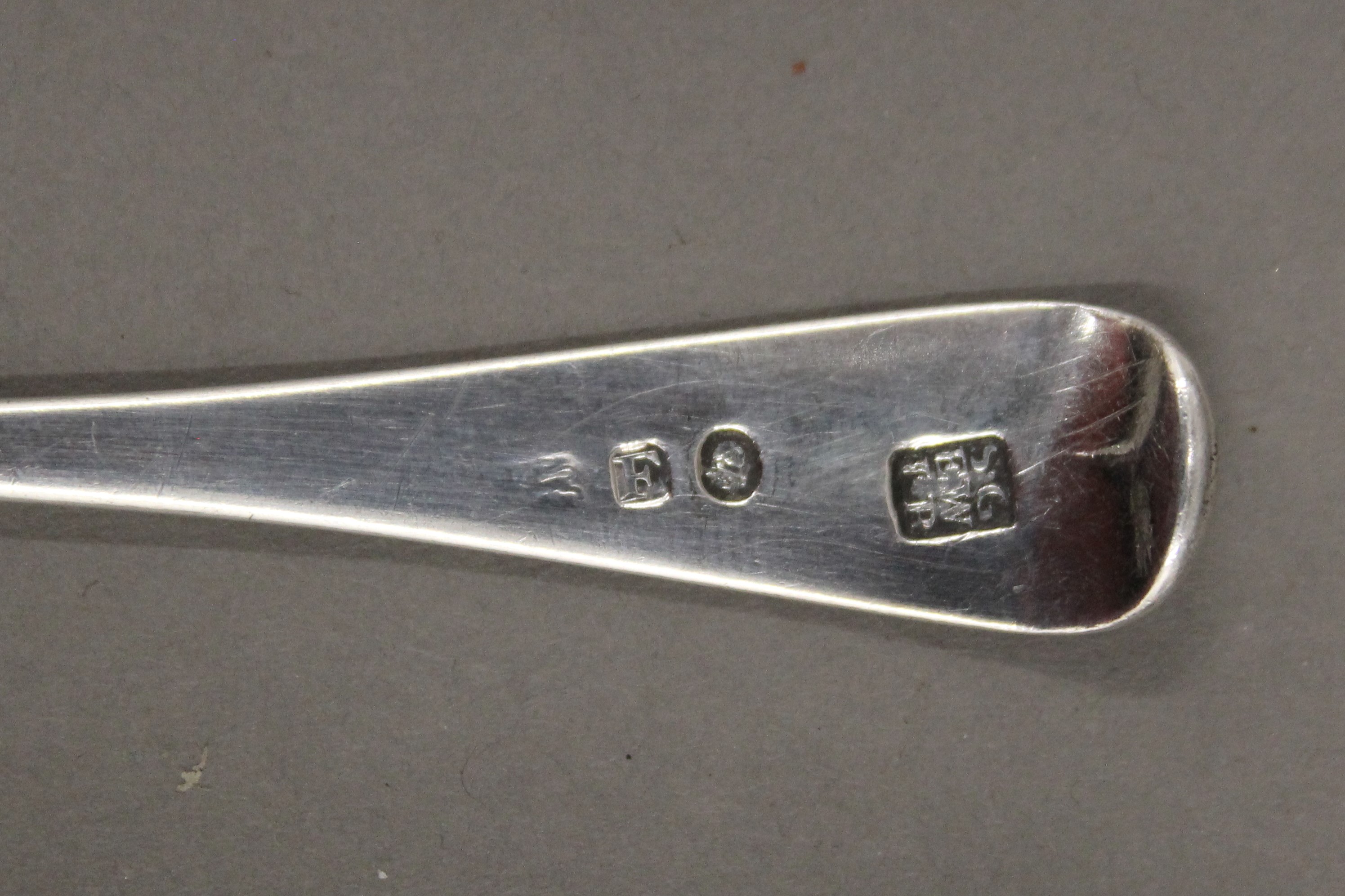 Six Old English Pattern teaspoons by London makers Samuel Godbehere, - Image 5 of 6