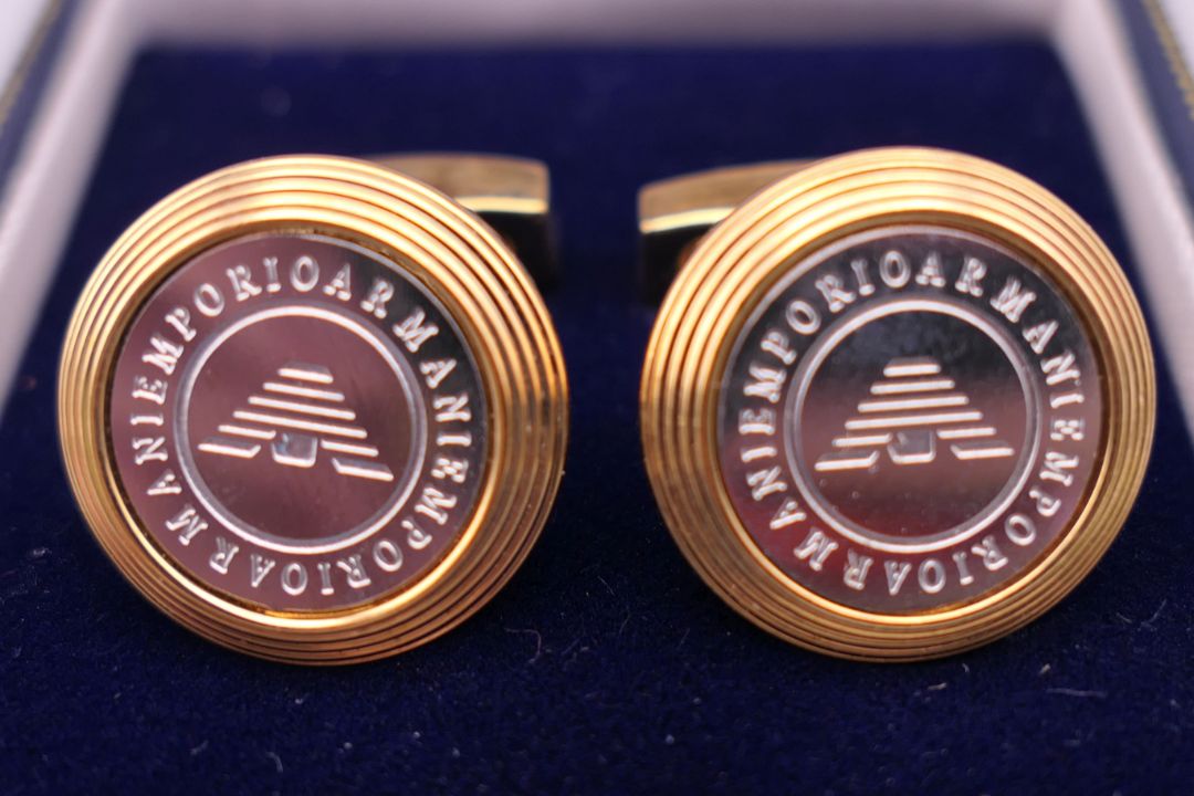 A pair of Emporio Armani cufflinks, boxed. 2 cm diameter. - Image 3 of 5
