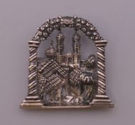 A Judaica silver brooch. 4.5 cm high.