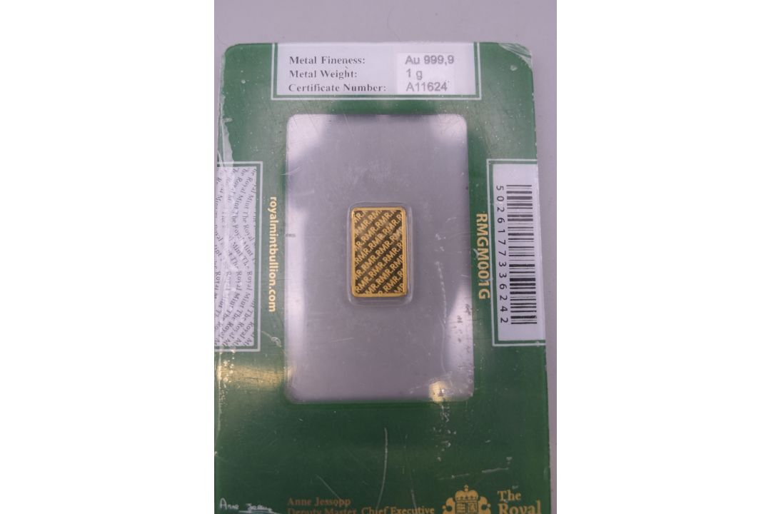 A Royal Mint 1 gram fine gold bar. - Image 4 of 4