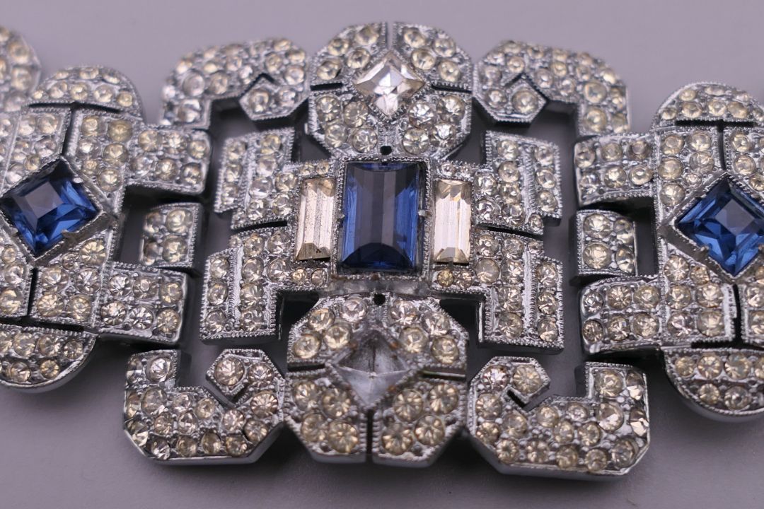 An Art Deco bracelet. 19 cm long. - Image 8 of 8