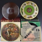 78s including Flexi picture / coloured discs, game and advertising etc