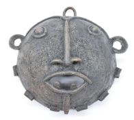 African tribal Benin bronze mask, diameter 22 x H9cm