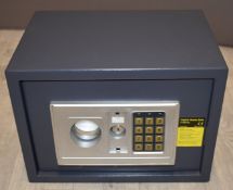 Hilka electronic safe, W35cm