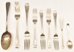 Victorian hallmarked silver Old English pattern forks comprising two table forks, length 20.5cm