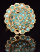 An 18ct gold ring set with turquoise, 4.9g, size N