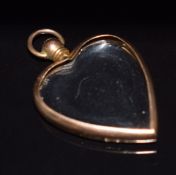 Edwardian 9ct gold heart locket/ pendant, 3 x 2cm
