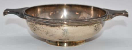 Hallmarked silver Scottish quaich / twin handled dish, Glasgow 1946, maker H D Falconer and Son,