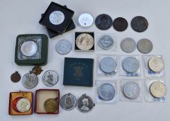 A quantity of modern UK crowns to include Festival of Britain and £5 examples, together with some