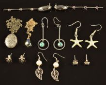 A 9ct gold chain (0.8g), silver locket, silver chain and five pairs of silver earrings