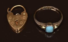 A 9ct gold heart padlock clasp (2g) and 9ct gold and silver ring