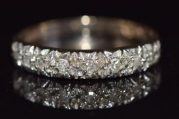 A 9ct gold ring set with diamonds, 1.8g, size O