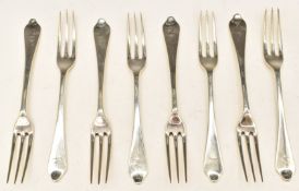 Set of eight Victorian Mappin & Webb hallmarked silver dog nose table forks with three tInes, London
