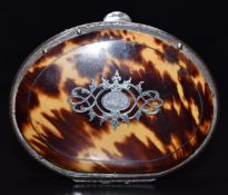 Late 19th/early 20thC French silver inlaid piqué metal bound blonde tortoiseshell purse, 5.5 x 7cm