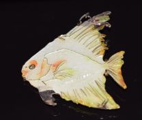 An 18ct gold brooch in the form of a fish set with enamel and a diamond eye, 5 x 5.5cm