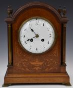 Inlaid mahogany two train mantel clock with white enamel dial, striking on a gong, H28.5cm