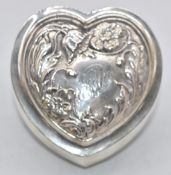 Edward VII hallmarked silver heart shaped trinket box, Birmingham 1902, maker Henry Matthews, length