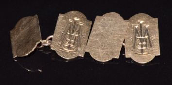 A pair of 9ct gold cufflinks, 3.9g