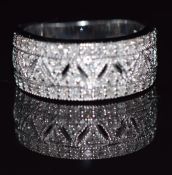 A 9k white gold ring set with diamonds, 5.6g, size M