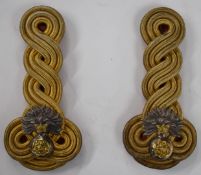 Pair of 19thC Royal Fusiliers officer's parade epaulettes with gilt braid decoration, gilt and white