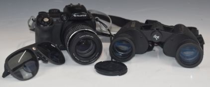 Fujifilm Finepix S9500 digital SLR camera with 6.2-66.7mm 1:2.8-4.9 lens, pair of Opticron 8 x 40