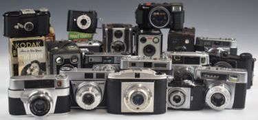 Nineteen collectable cameras to include Zeiss Ikon Tenax, Kodak Bantam, Kodak Retinette 1A and 1B,