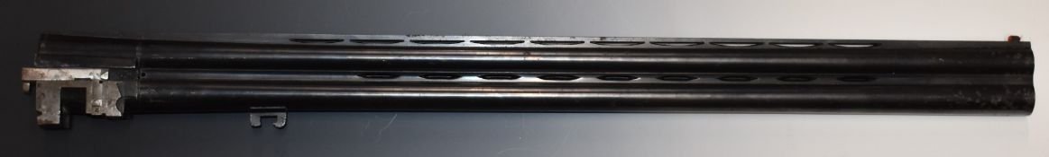 A pair of Rizzini 12 bore over and under 26 inch shotgun barrels with vented top and central ribs,