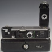 Nikon MD-2 autowinder with MB-1 battery pack