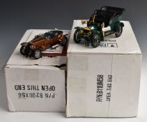 Two Franklin Mint diecast vehicles comprising 1905 Rolls Royce 10 HP and 1921 Rolls Royce Silver