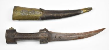 Eastern dagger with wooden handle and 21cm blade, with sheath. PLEASE NOTE ALL BLADED ITEMS ARE