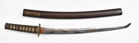 Japanese Wakizashi Samurai sword with signed tang, hammered and embossed copper fuchi, shagreen