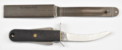 RAF parachute knife with broad arrow mark 98 and 22C/1278106 to blade and sheath marked 22C/