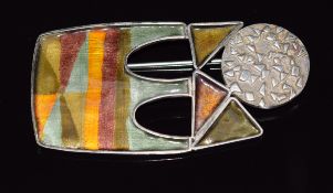 Norman Grant silver brooch set with enamel, Edinburgh 1975, 6.3cm long