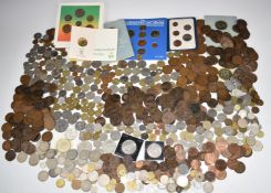 A large collection of UK and world coinag,e George III onwards, with some UK presentation packs