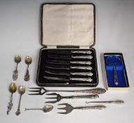 Four hallmarked silver and white metal souvenir spoons, weight 54g, cased set of hallmarked silver