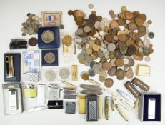 A collection of UK and overseas coinage, George III onwards, includes commemorative crowns,