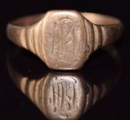 A c1925 9ct rose gold signet ring, 4.3g, size Z