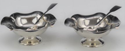 Pair of Edward VII hallmarked silver pedestal bon bon dishes, Birmingham 1904, maker William