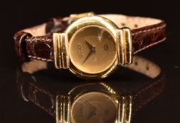 Gucci ladies wristwatch ref. 5300L with gold hands and dial, gold plated case and quartz movement,